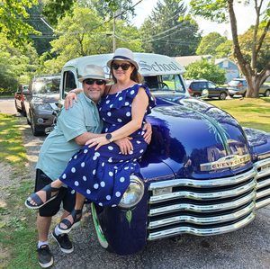 Meet your Posher, Regina